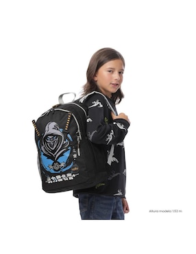 Mochila escolar Totto Hanzo para niño