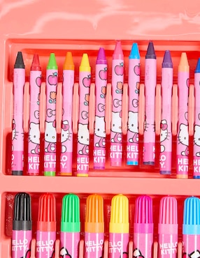 Set escolar Hello Kitty con 54 piezas