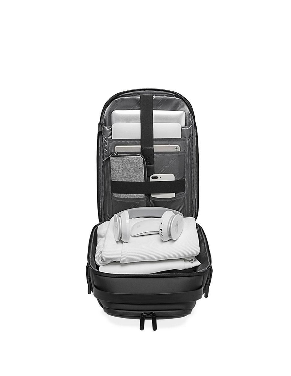 Mochila con portalaptop impermeable unisex 3
