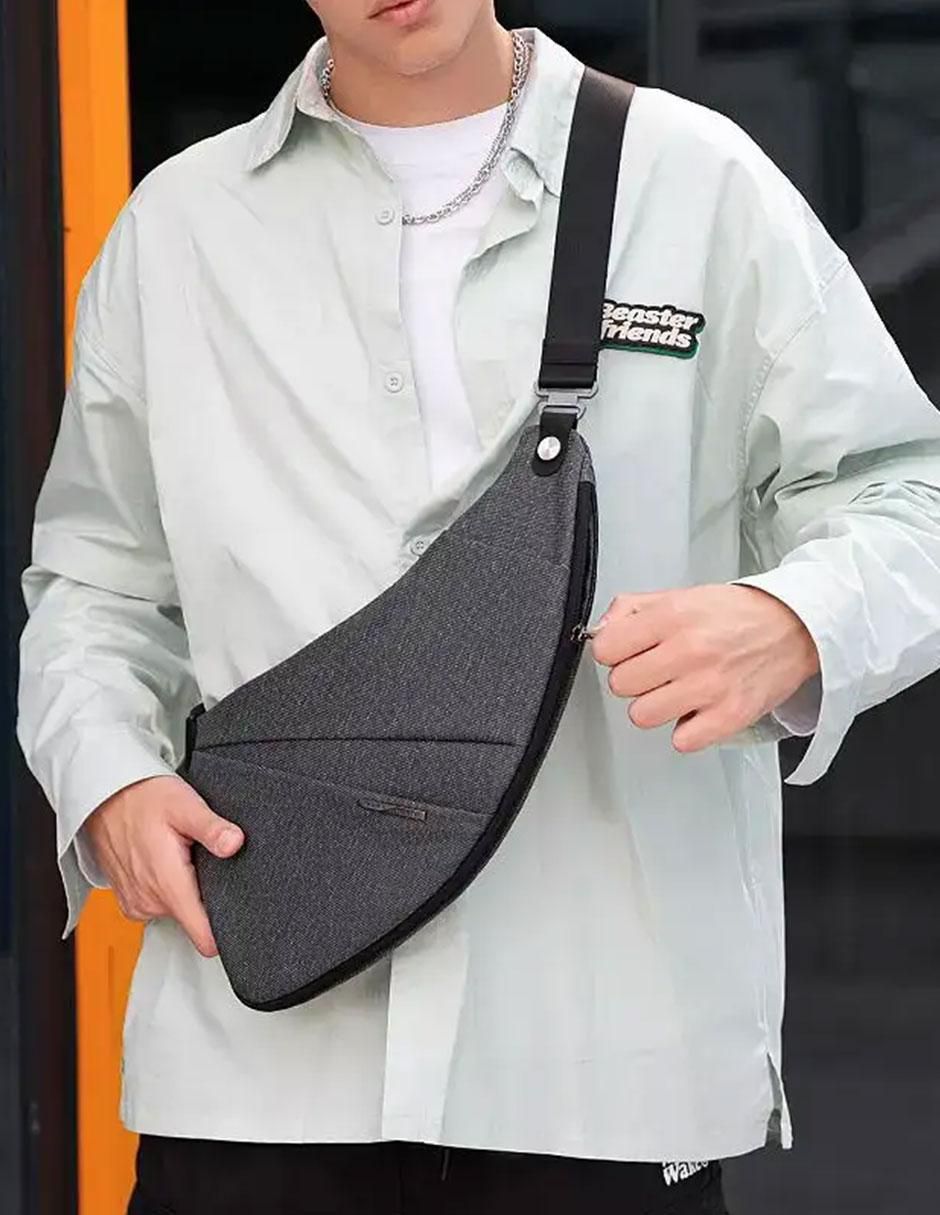 Mochila bandolera impermeable unisex 4