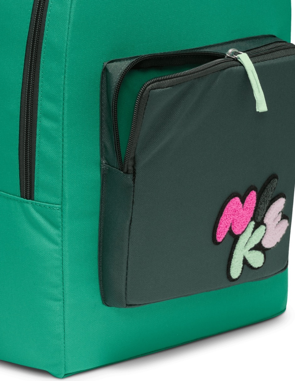 Mochila deportiva para niño 4