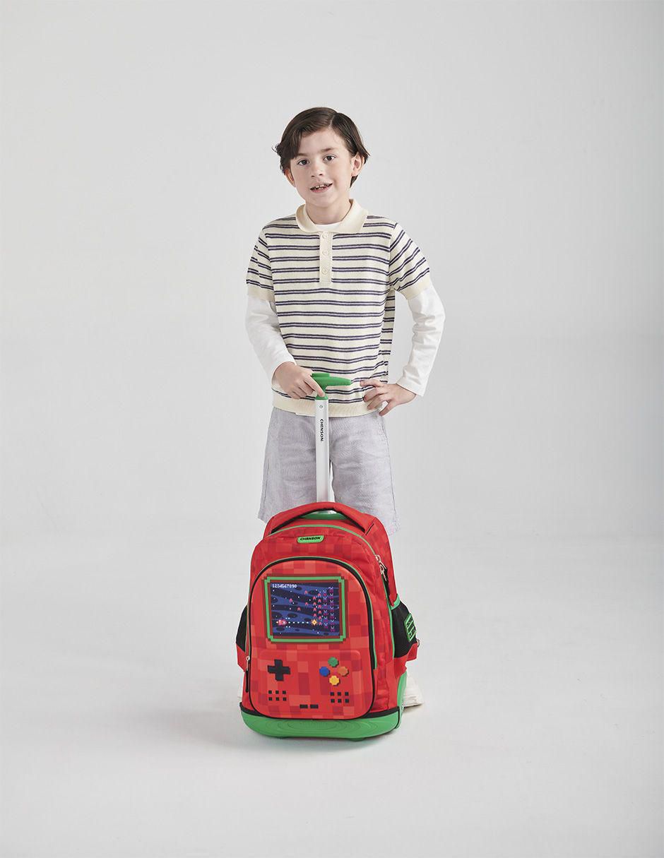 Mochila escolar para niño 8
