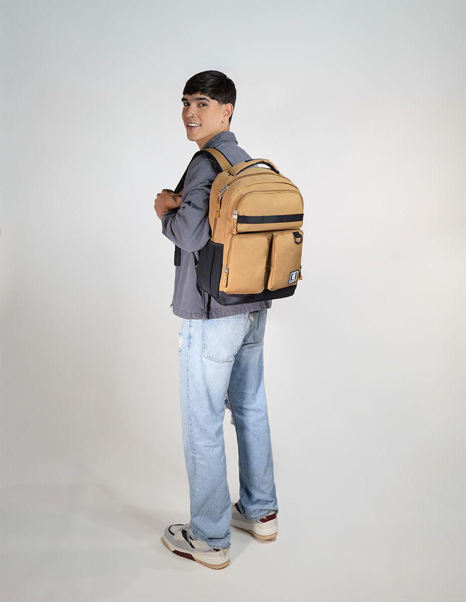 Mochila con portalaptop unisex 9