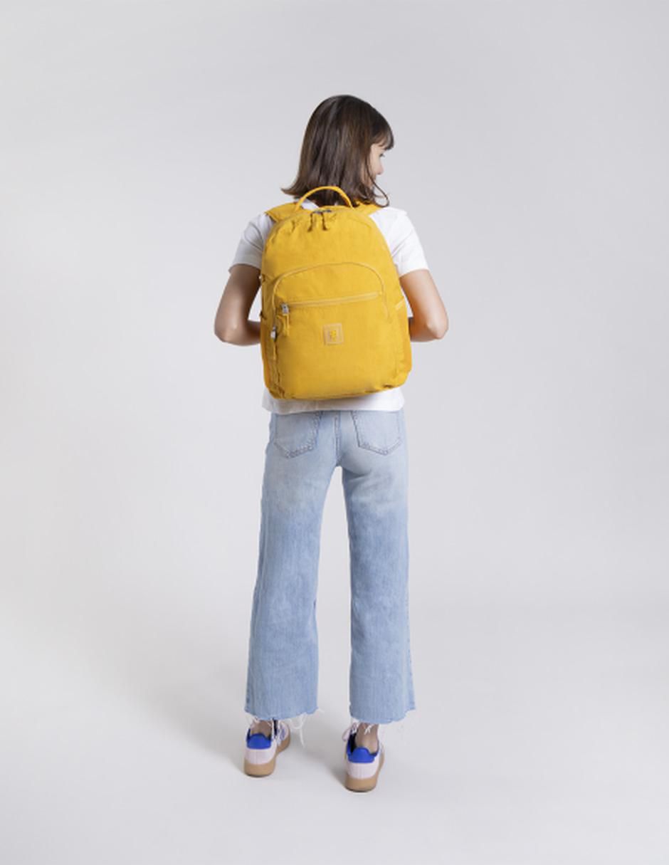 Mochila casual no aplica 1818 sin familia o coleccion  no "para" unisex