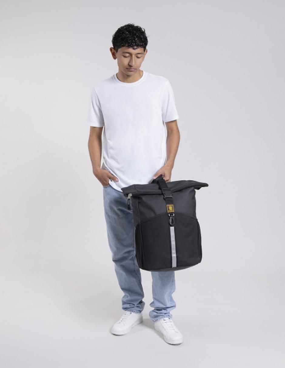 Mochila escolar unisex 8